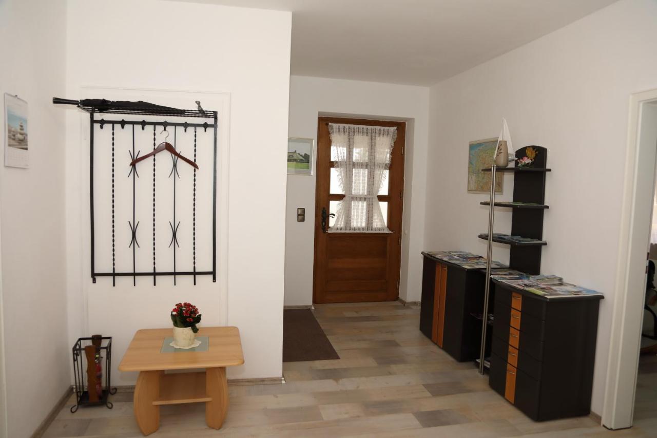 Ferien Im Reetdachhaus Apartment Berumerfehn